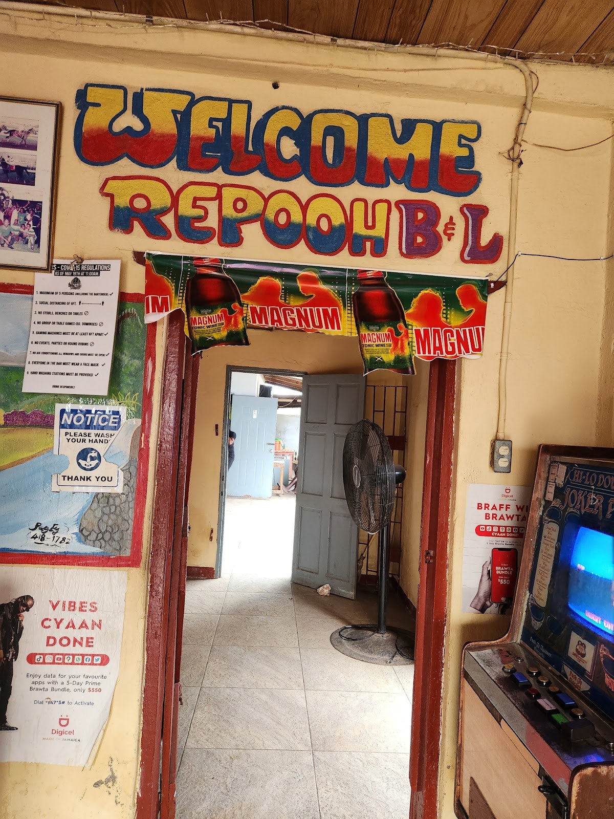 Repooh Bar and Seafood Restaurant photo 3