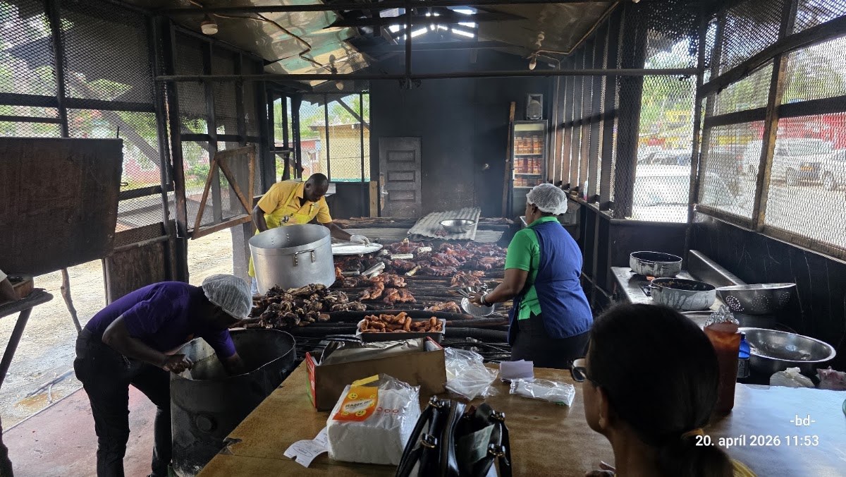Grant's Jerk Centre photo 3