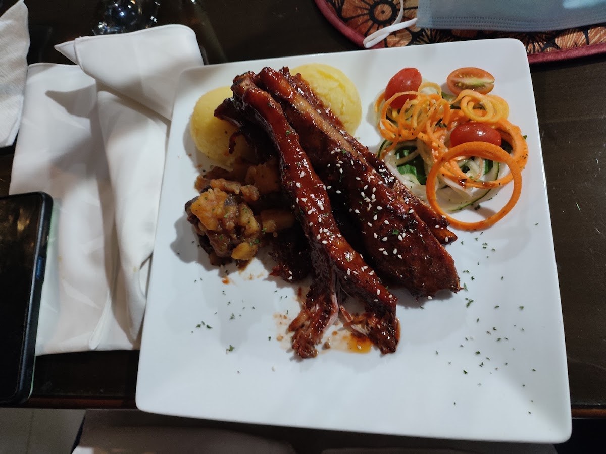 Regie's Fine Dining Restaurant photo 1