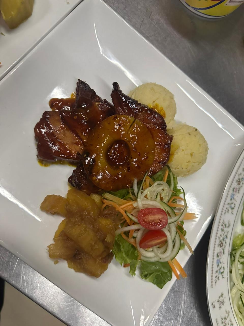 Regie's Fine Dining Restaurant photo 3