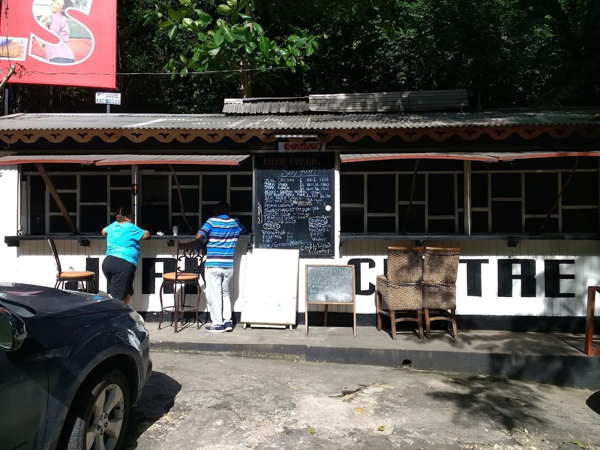 Chateau 7 Gourmet Jerk Centre — St. Andrew
