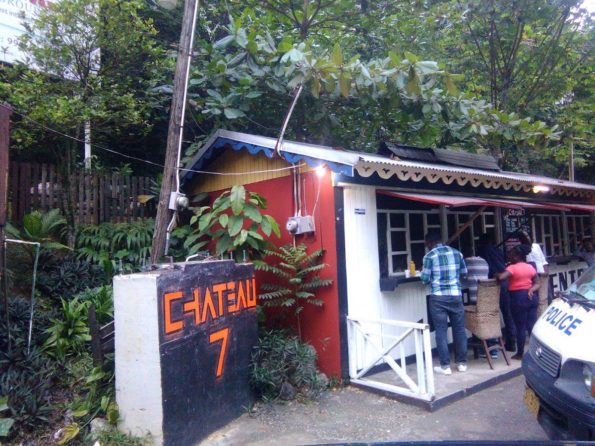 Chateau 7 Gourmet Jerk Centre photo 2
