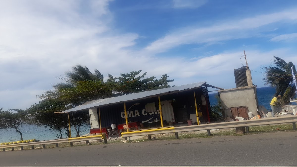 Blue Berry Hill Bar & Jerk Shop (Mystic Breeze) photo 2