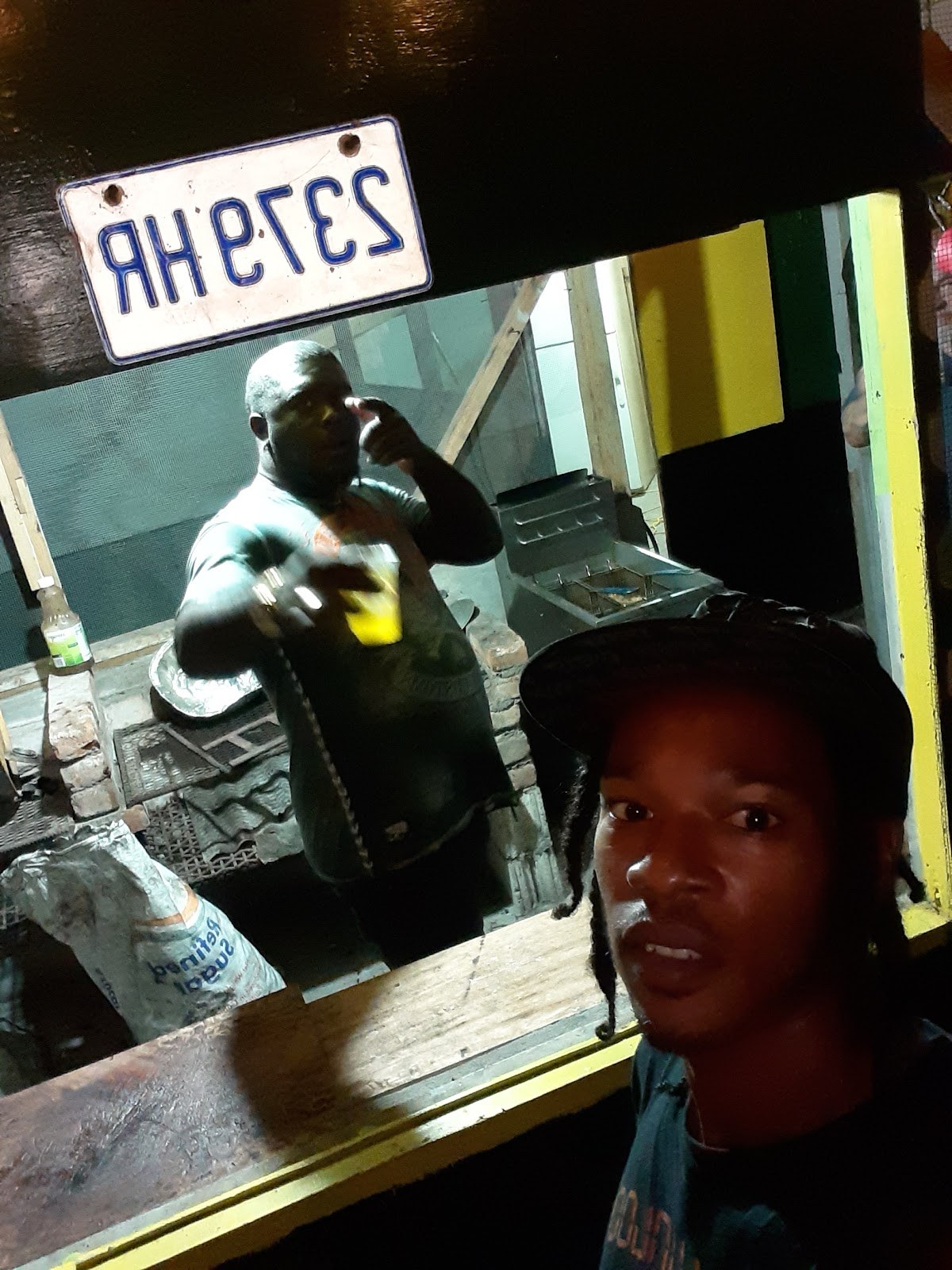 Island Vybz Bar & Grill photo 2