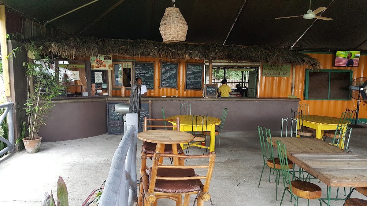 MVP Smokehouse — St. James