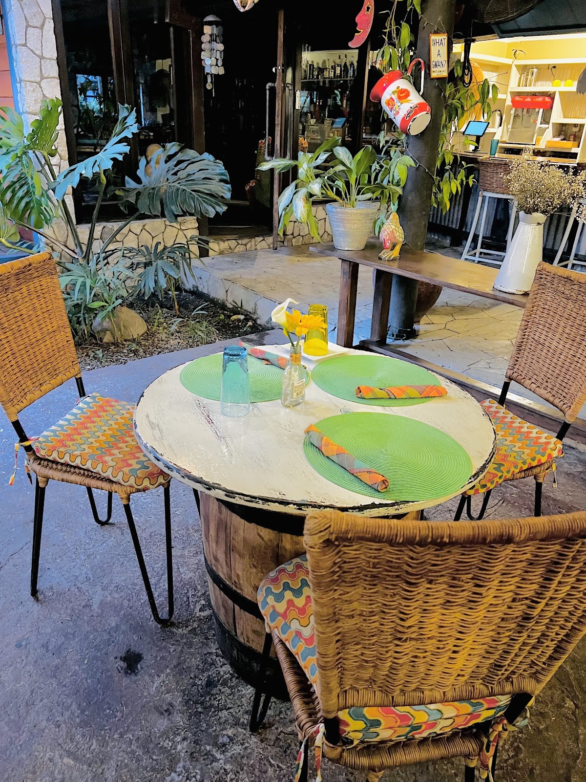 Miss T's Kitchen — St. Ann
