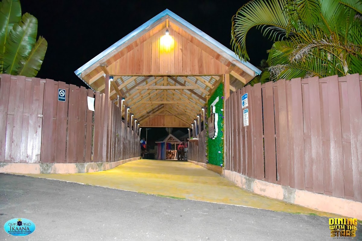 Ikaana Restaurant & Lounge photo 2