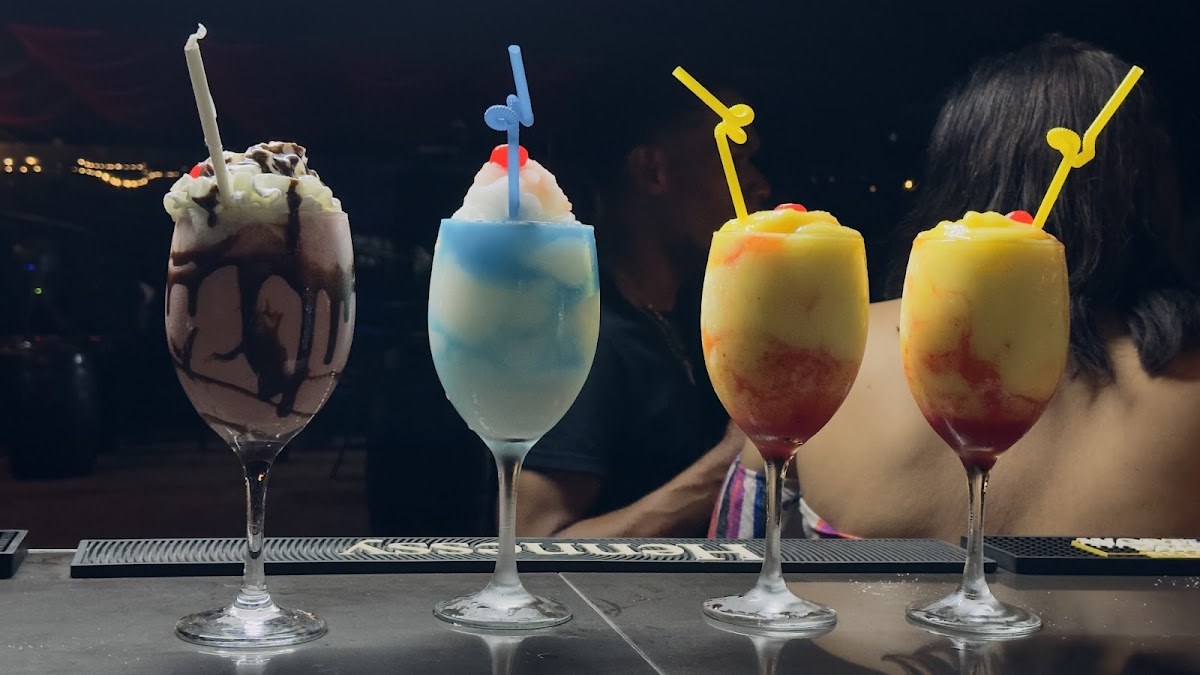 Deerrs Bar and Chill Restaurant photo 2