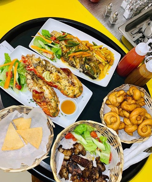 Bridgez Jerk Centre Seafood and Rest Stop photo 1