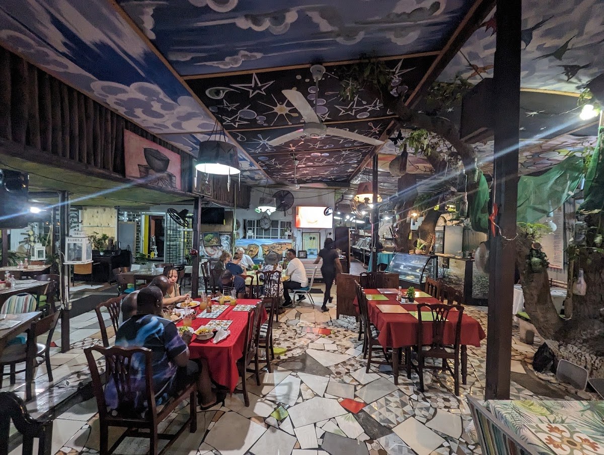 Triple Tz Eatery photo 2