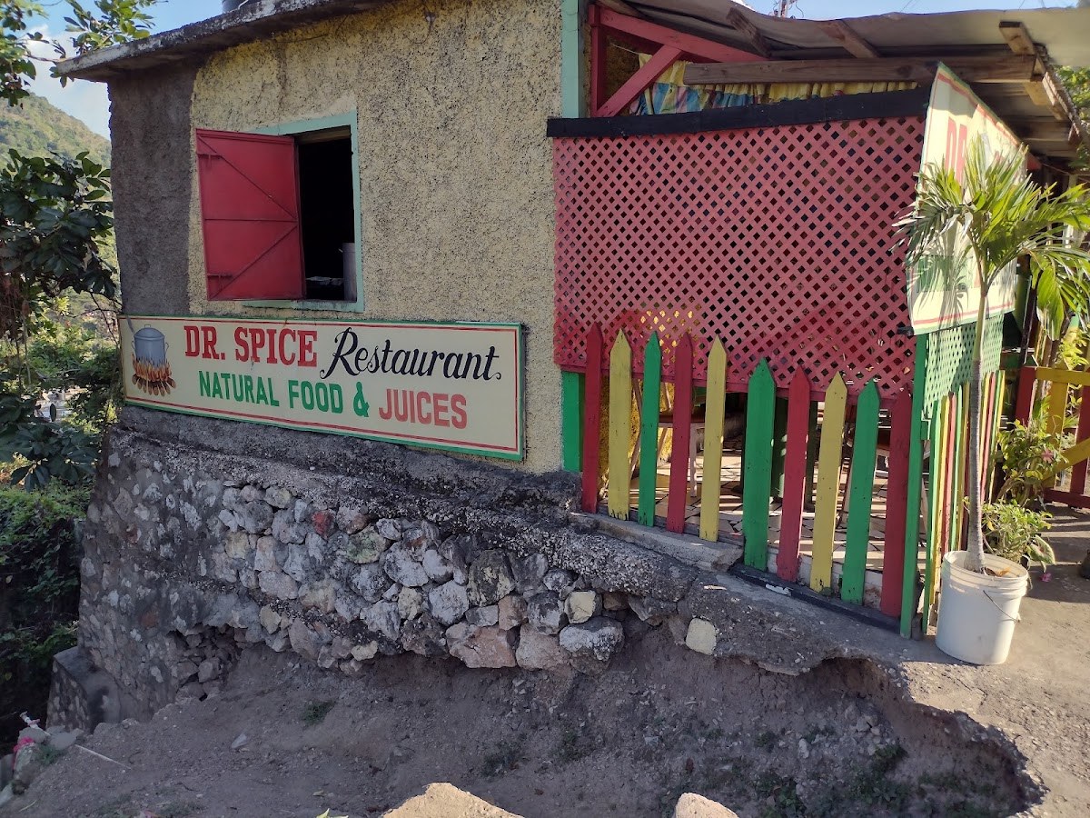 Dr. Spice "Natural Food & Juices Restaurant" photo 2