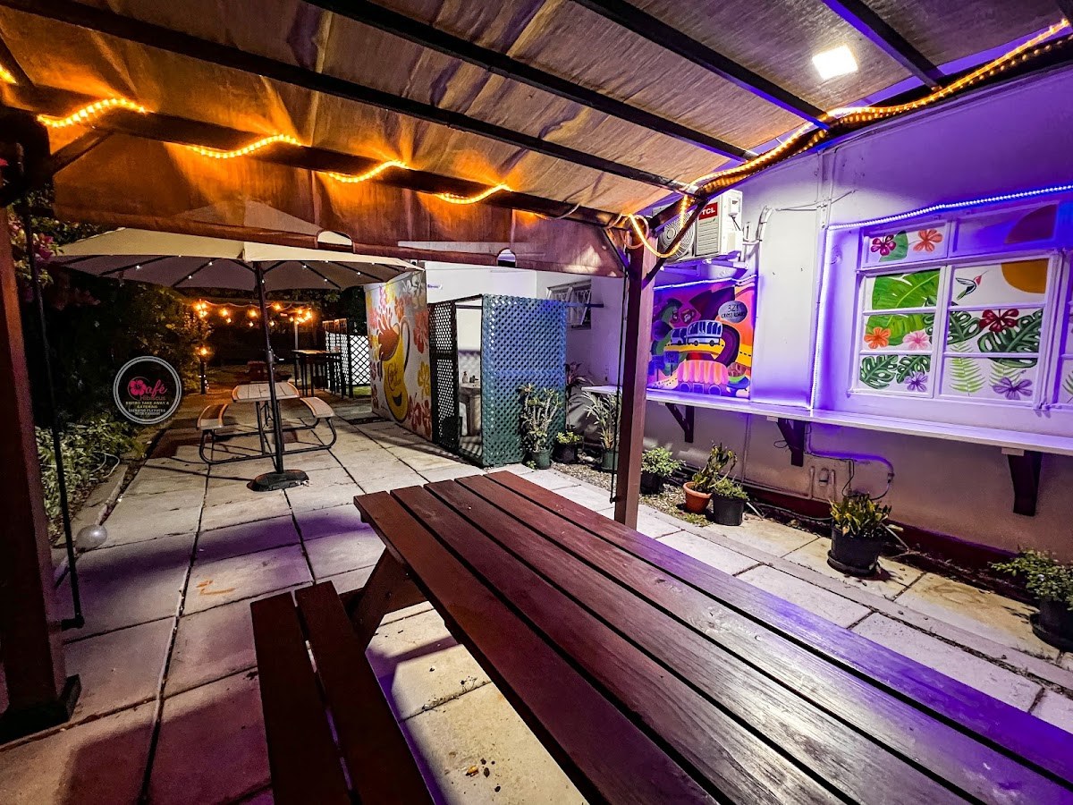 Cafe Hibiscus — Kingston