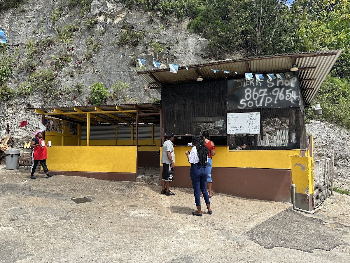 Fish Roadside Jerk Centre and Bar photo 2