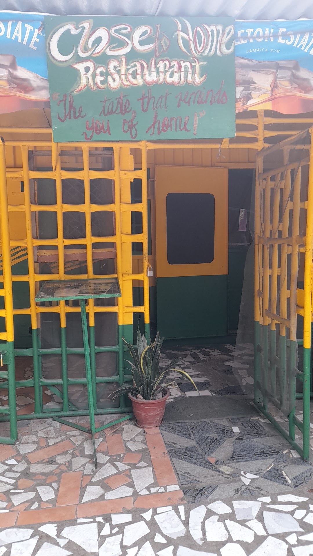 Close to Home Restaurant — St. Catherine