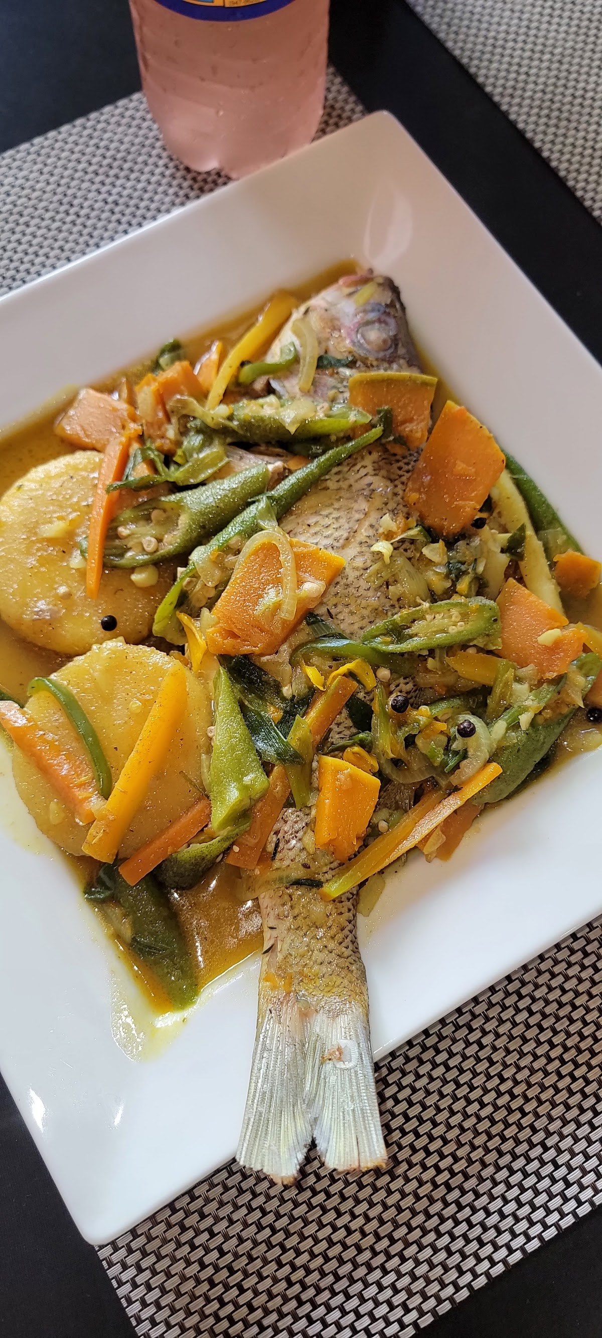 Fresh kitchen — Clarendon