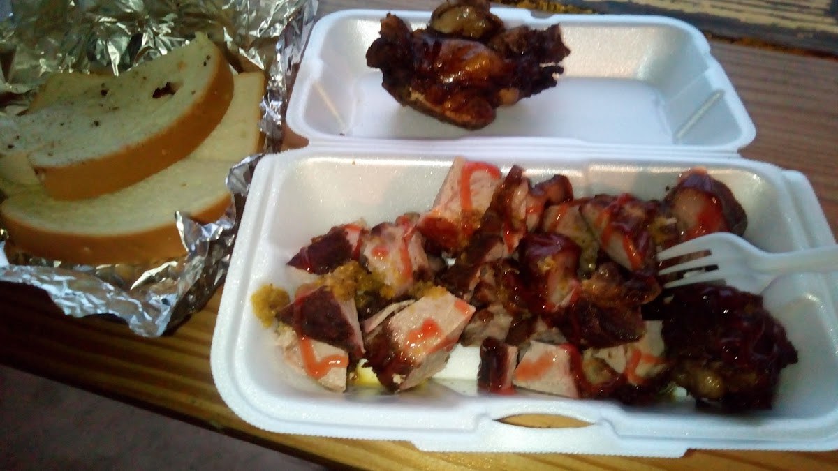 Father Bull's Jerk Center — Clarendon