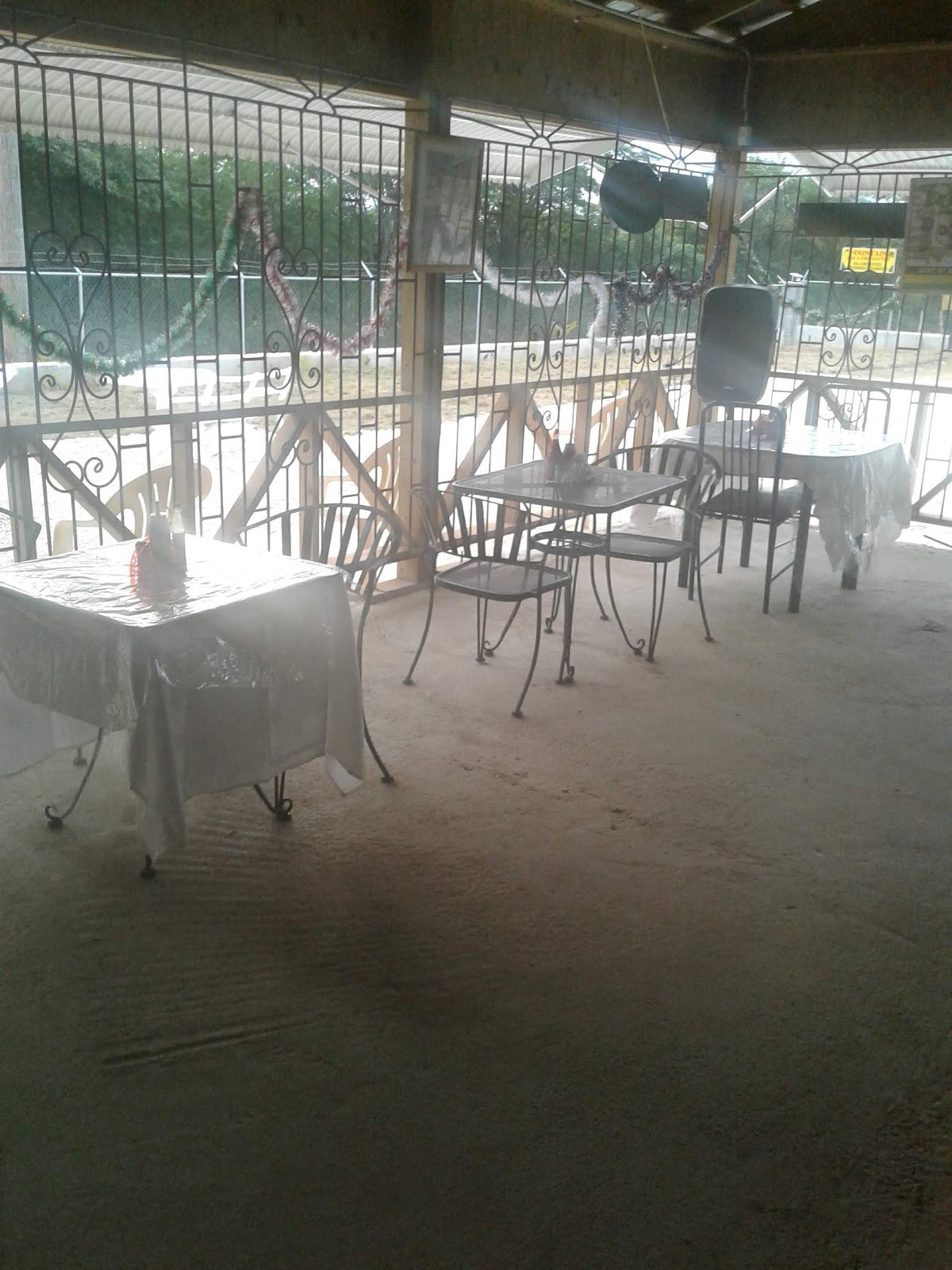 Fountain bar and Jerk center photo 2