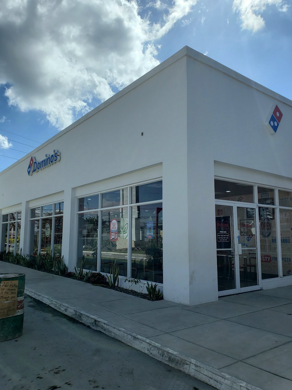Domino's Mandeville photo 2