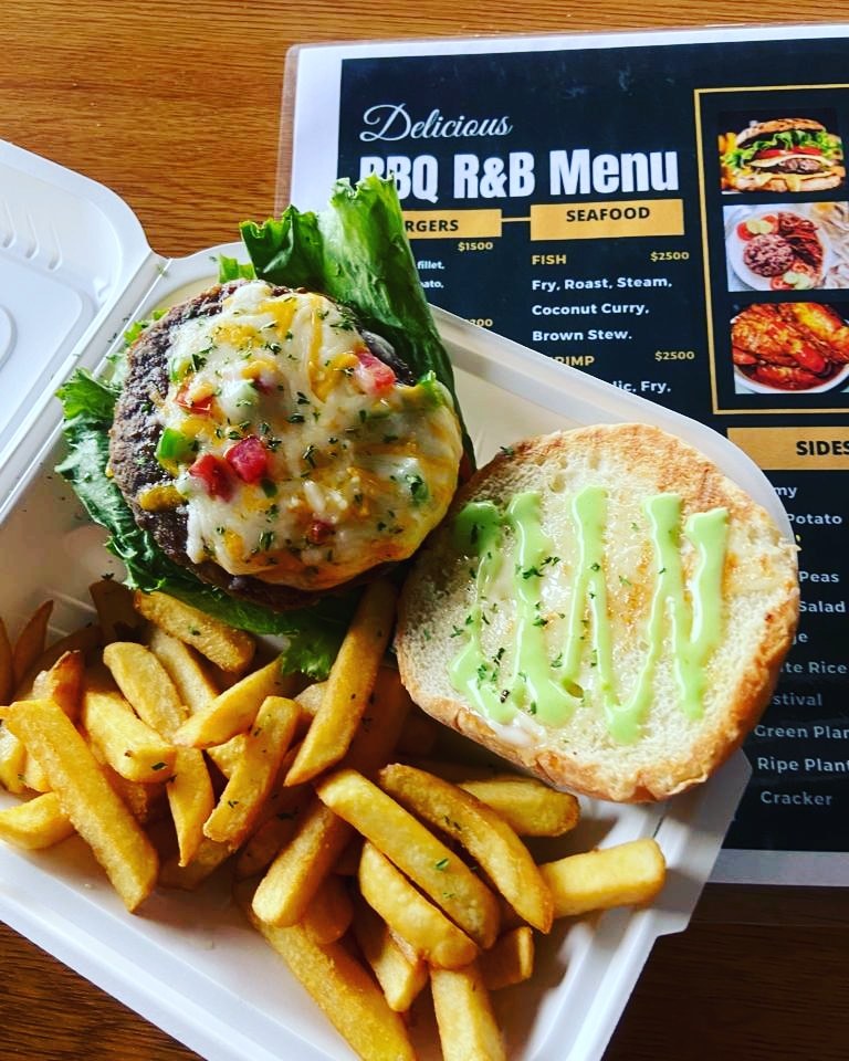 Food Spot Restaurant, Bar & Grill photo 2