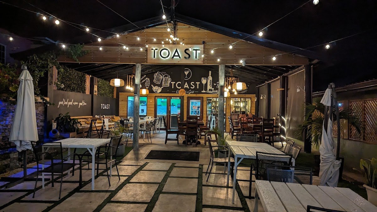 Toast Restaurant and Gelato photo 3