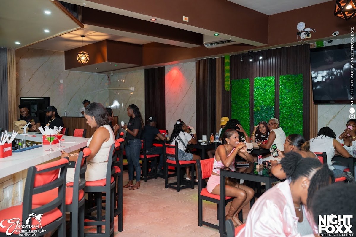 Gizmos Restaurant & Lounge — Manchester