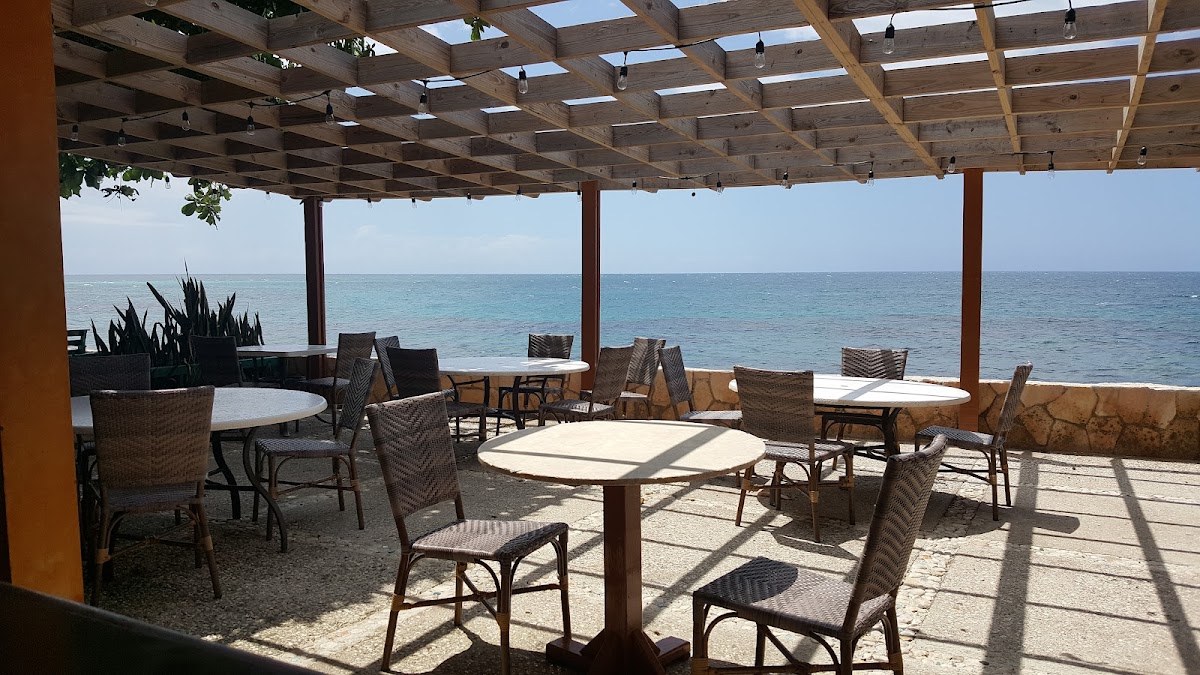 Smoked Marlin Restaurant photo 2