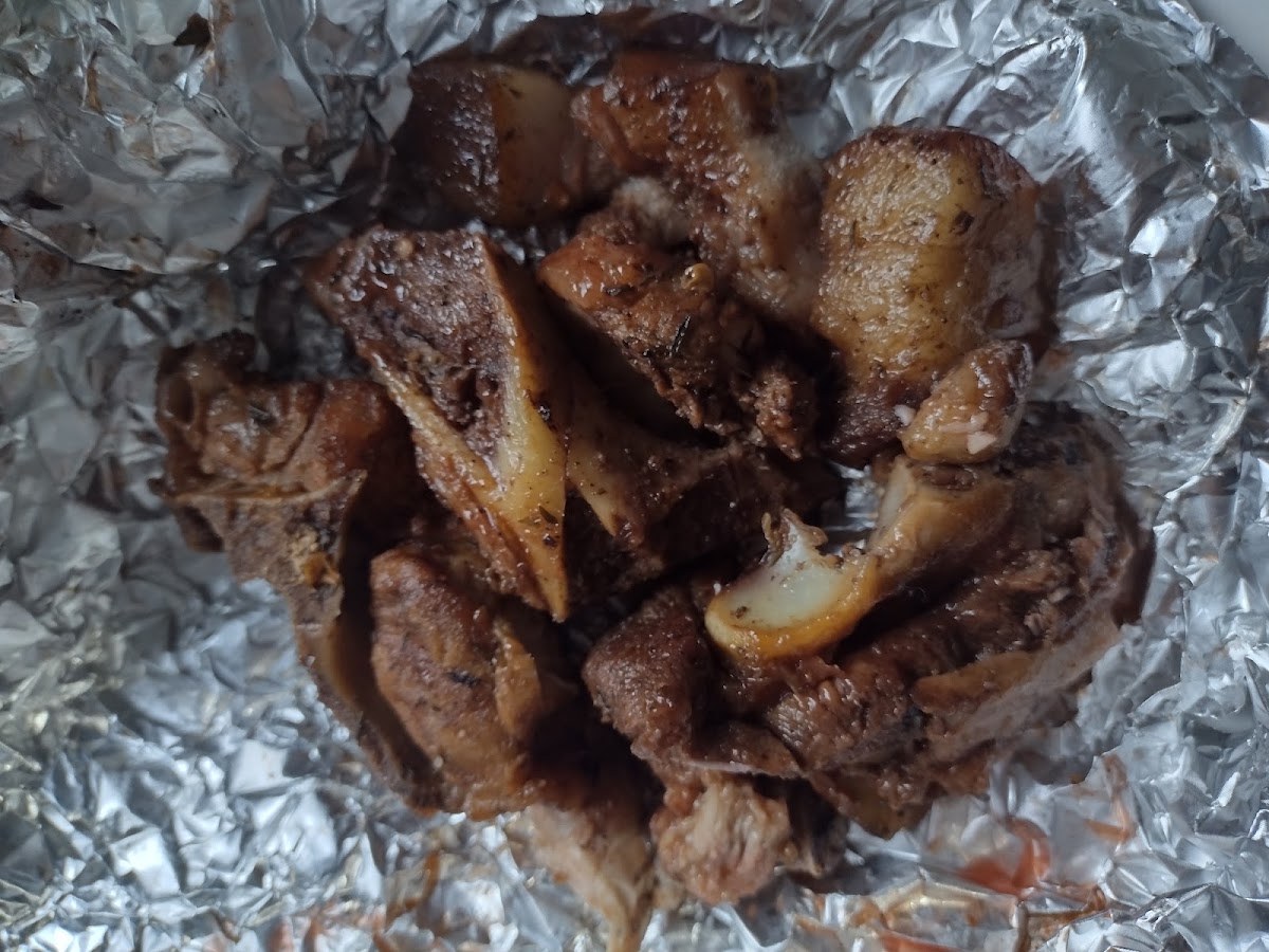 Ashie Jerk Center photo 1
