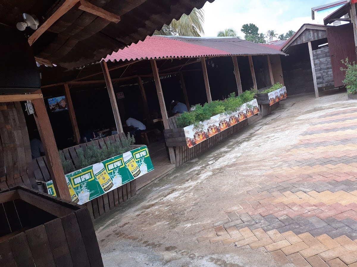 Sala's At The Estate photo 3