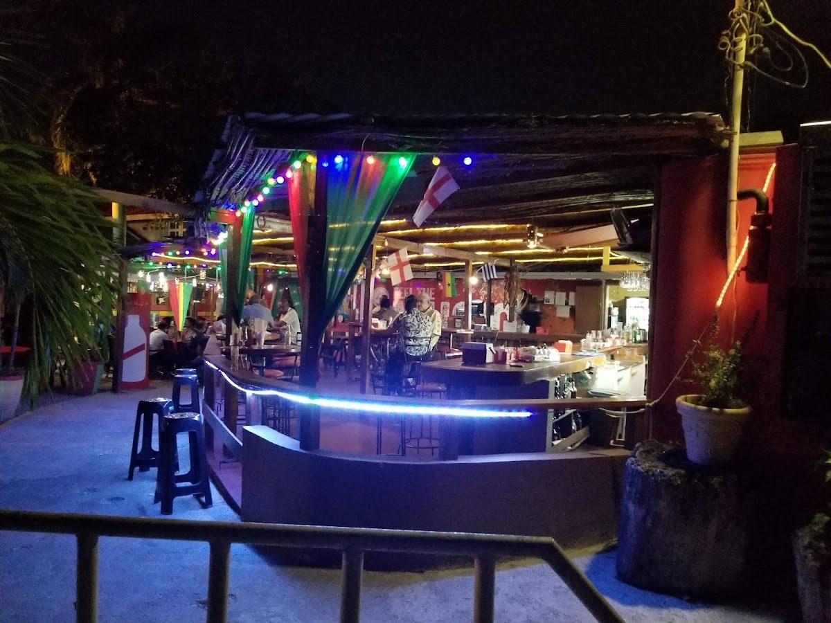 Jojo's Jerk Pit & More photo 3