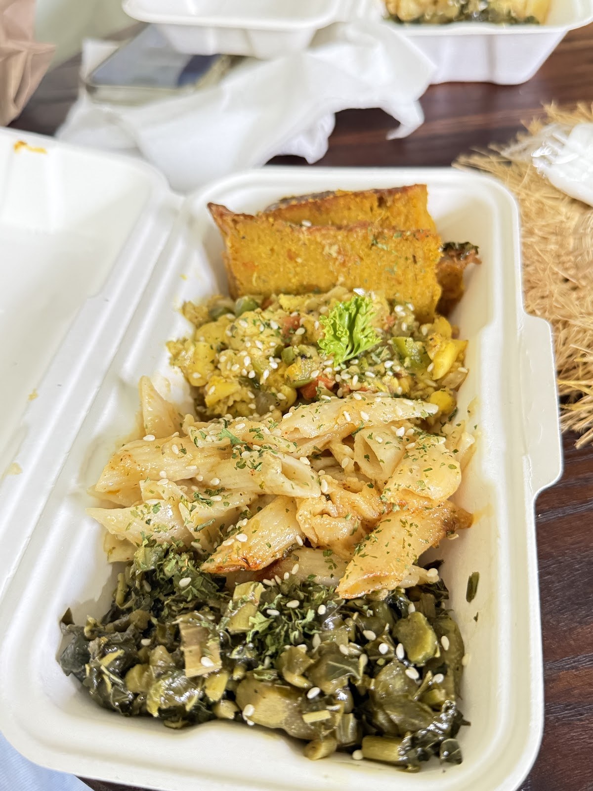 Lyn's Vegetarian Restaurant photo 1