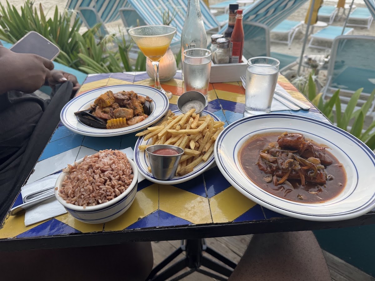 Miss Lily’s at Skylark Negril Beach Resort photo 2