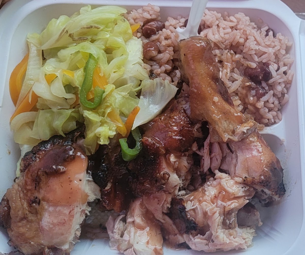 Bar Negril & Jerk Spot photo 3