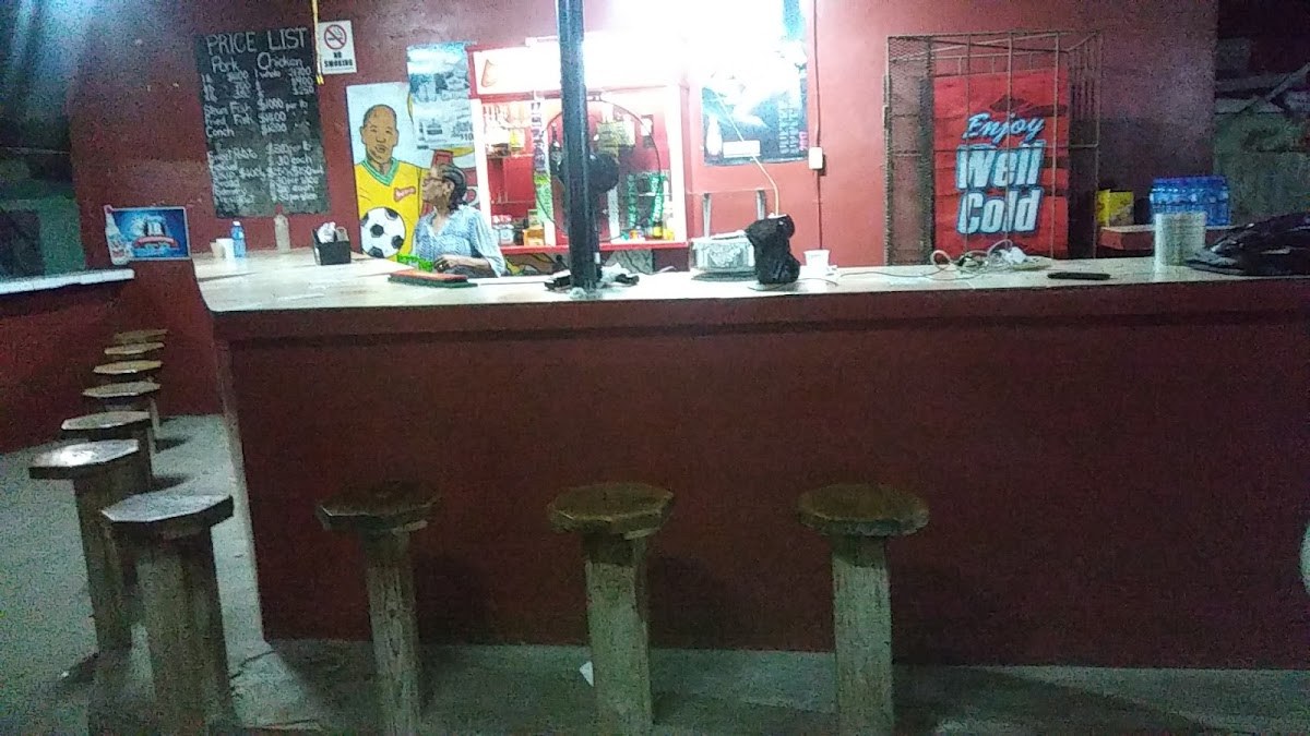 Lilliput Jerk Centre photo 3