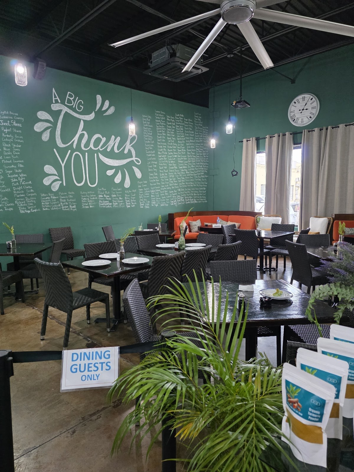 DLE Cafe Mobay photo 2