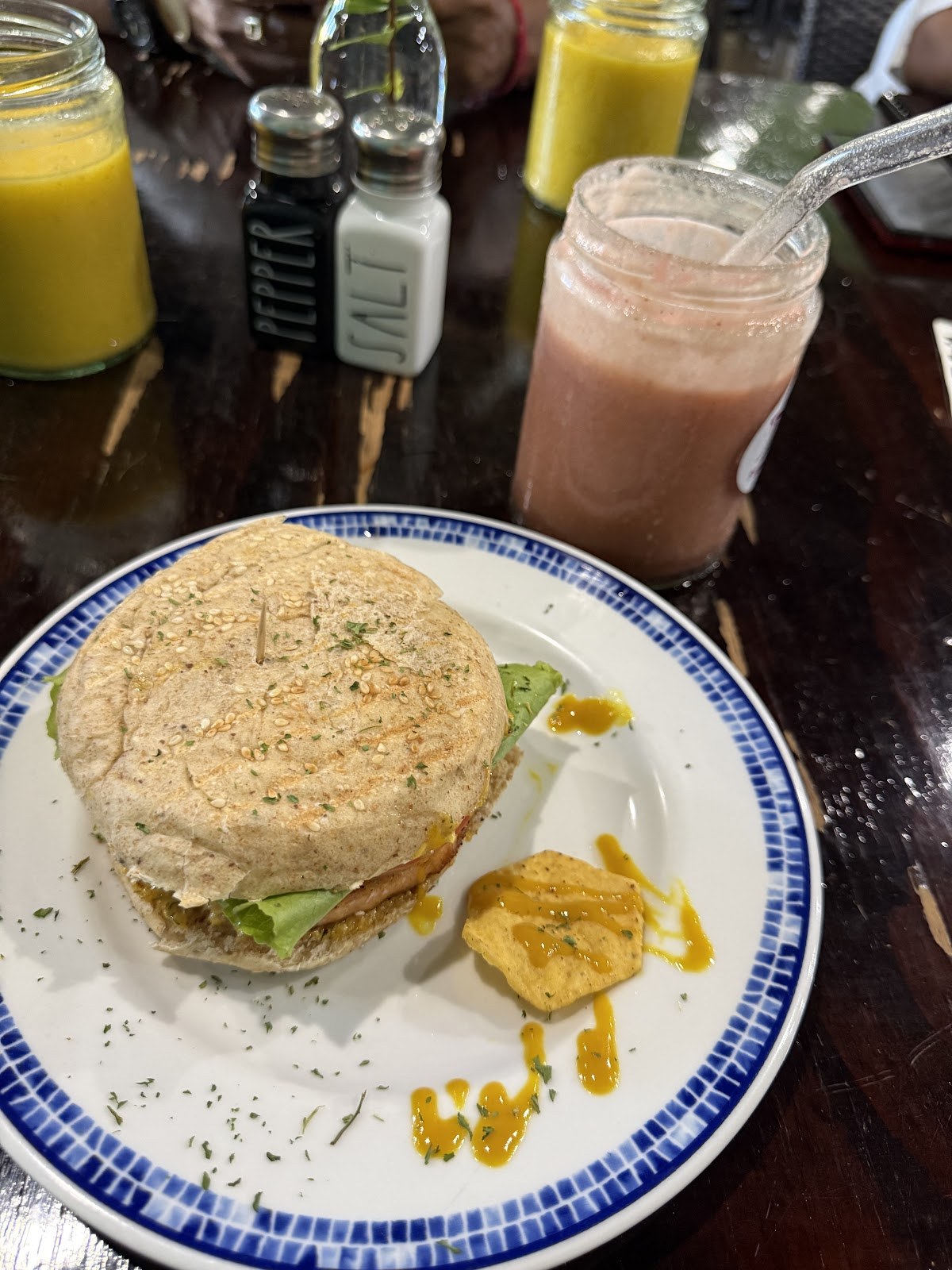 DLE Cafe Mobay photo 3