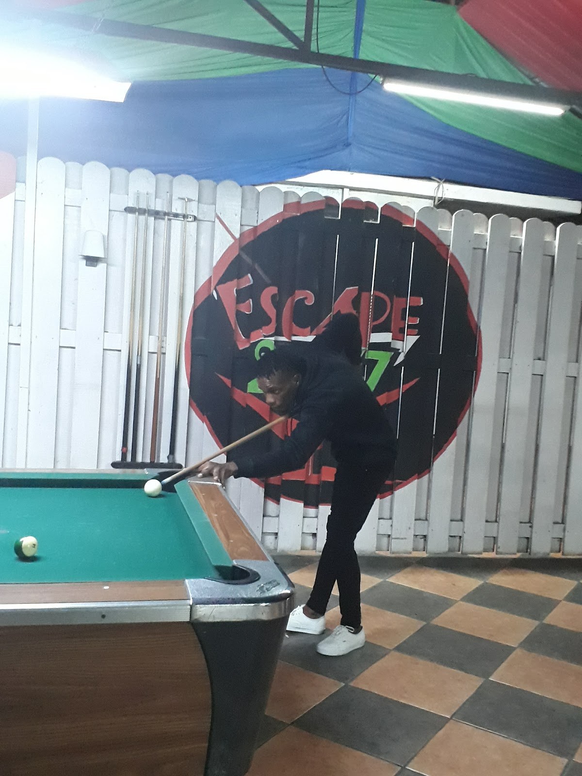 Escape 24/7 Portmore Bar & Jerk Center photo 1
