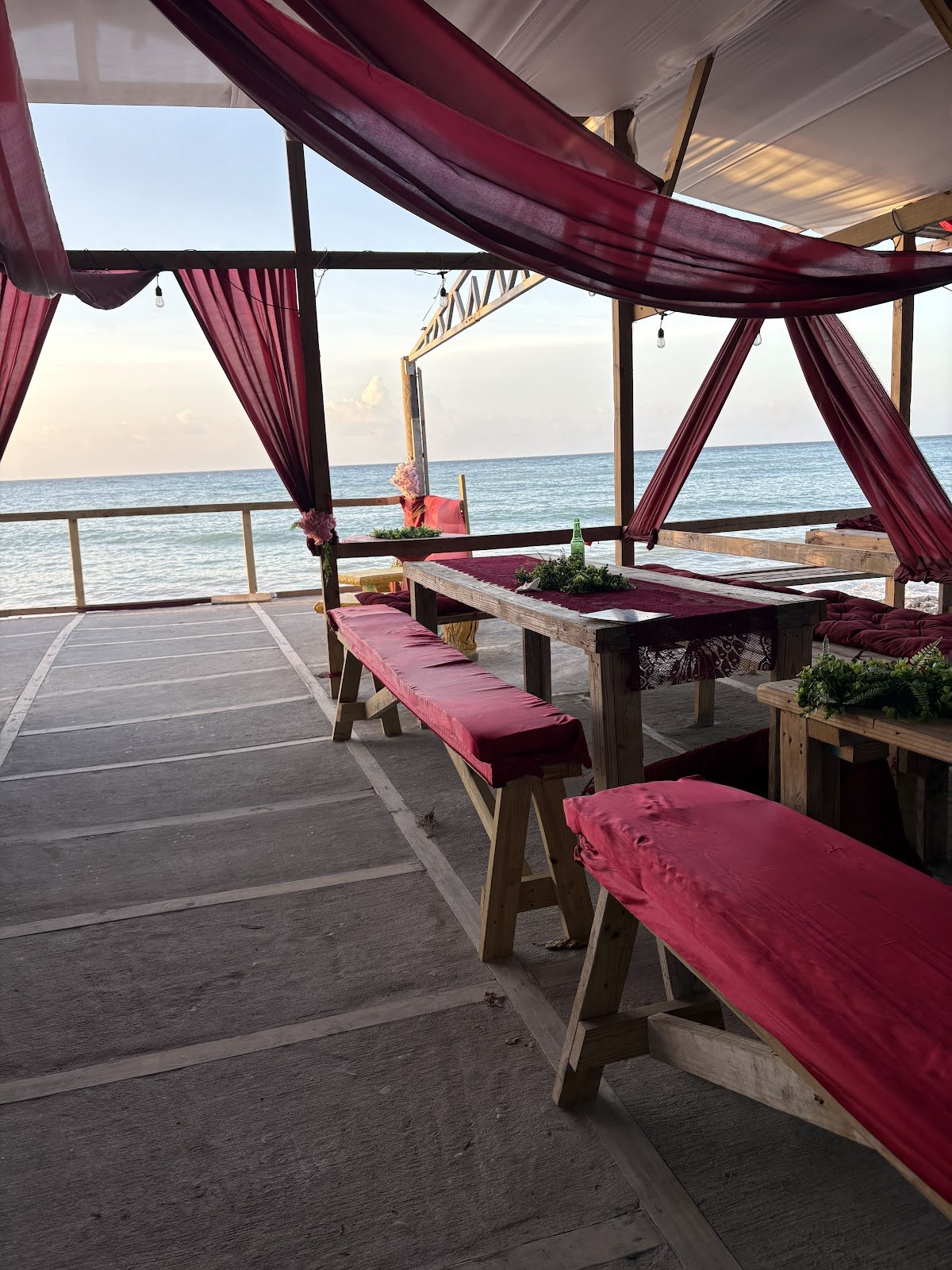 Rio nuevo Beach bar and grill — St. Mary