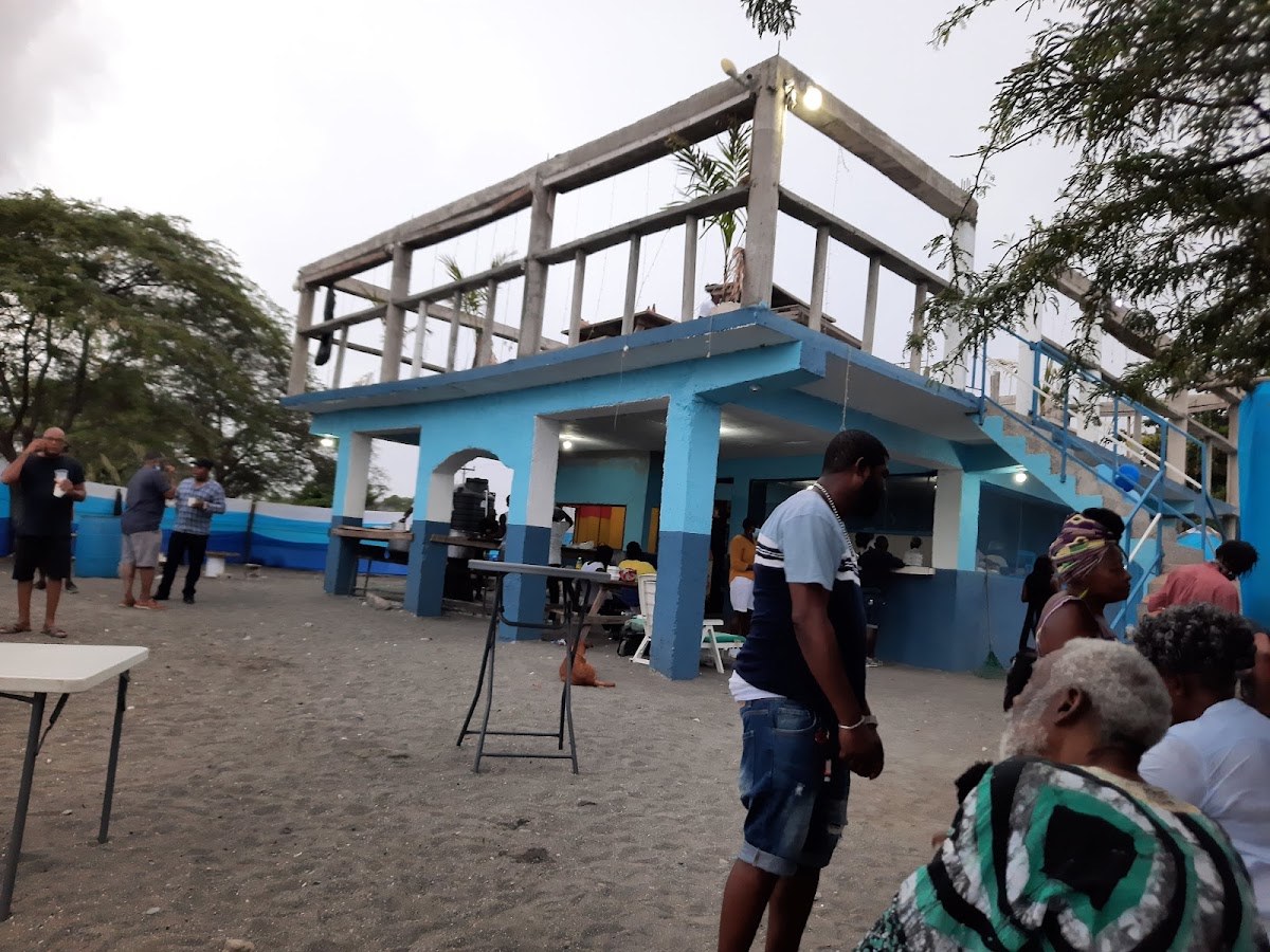 Cow Bay Seafood Restaurant & Bar photo 3