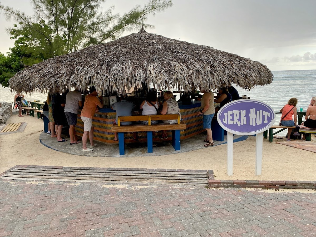 Jerk Hut & Jus Kiddin photo 2