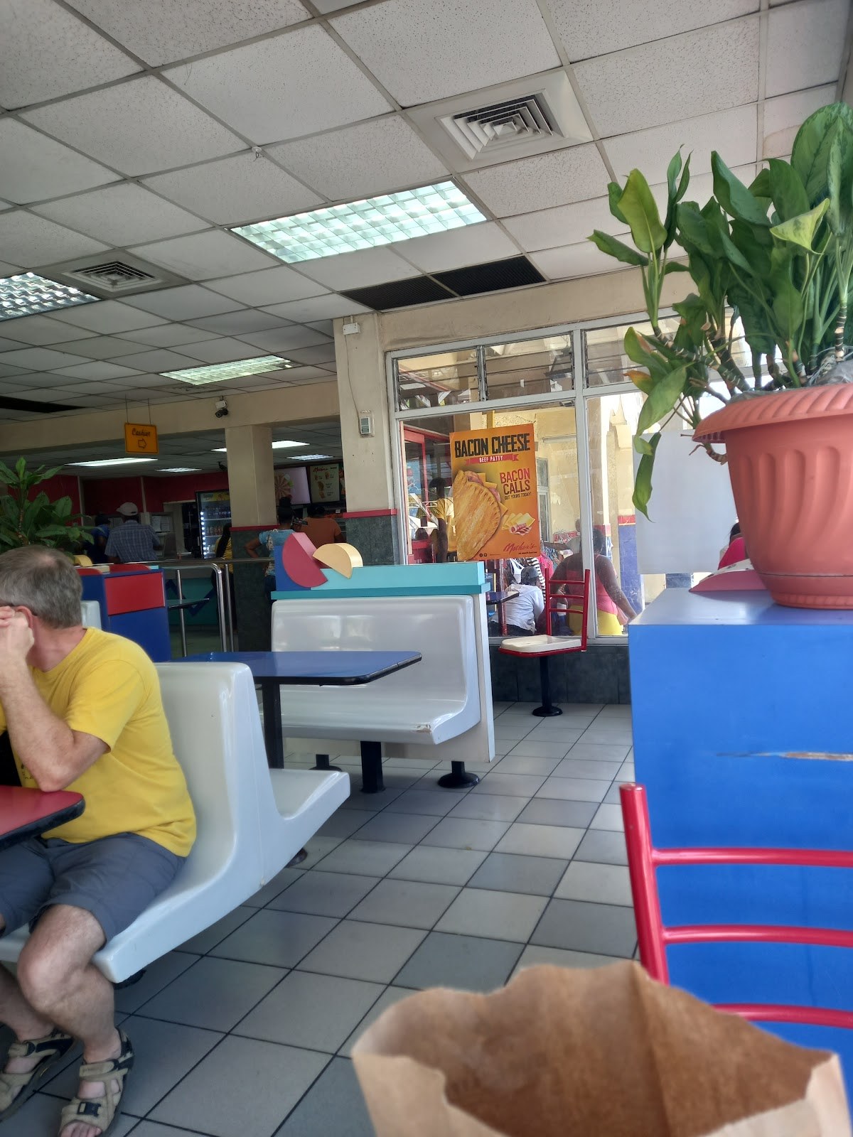 Mom's Homestyle Restaurant photo 2