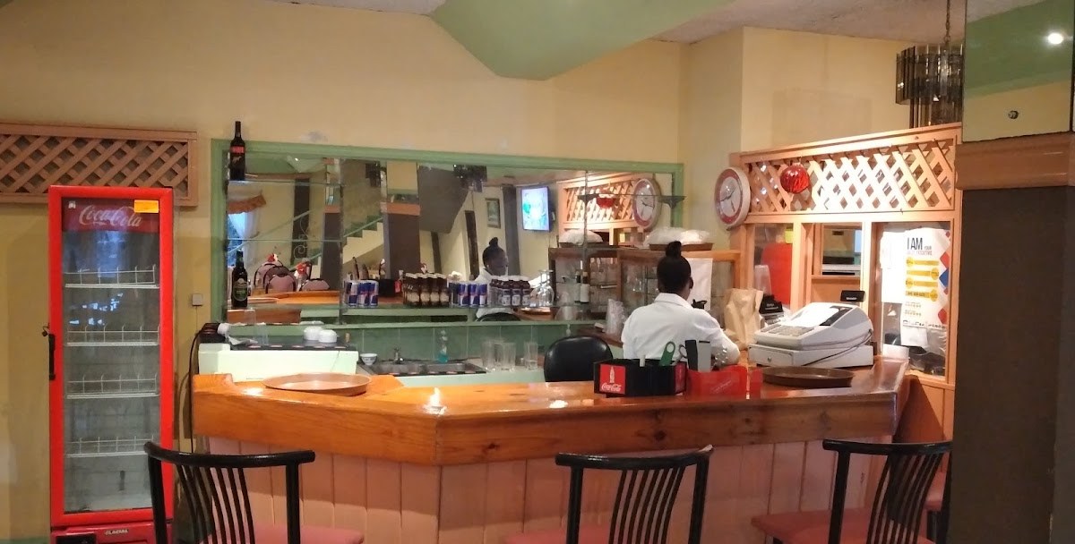 Cecil's Restaurant — St. Catherine